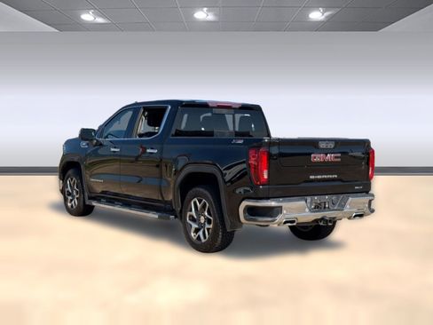 Used 2023 GMC Sierra 1500 SLT w/ SLT Premium Plus Package AWD/4WD image 3