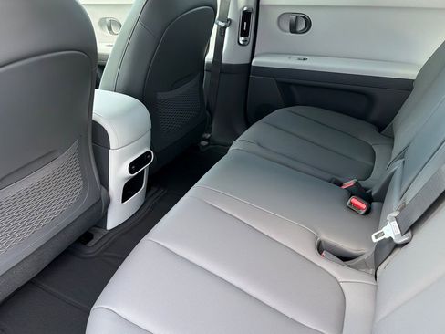 New 2026 Hyundai Ioniq 5 SEL image 10