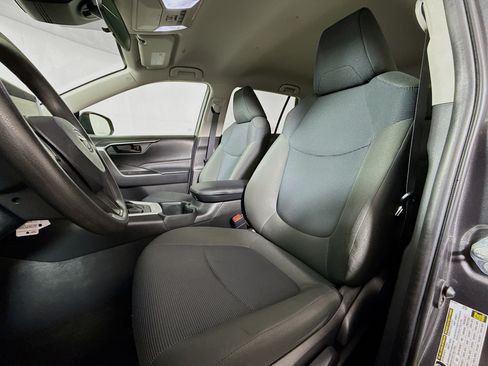 Certified 2023 Toyota RAV4 LE AWD/4WD image 11
