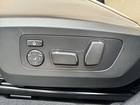 Certified 2025 BMW X3 xDrive30i w/ Premium Package image 16
