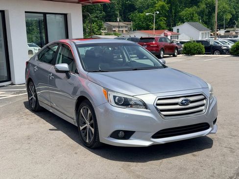 Used 2017 Subaru Legacy 2.5i Limited AWD/4WD image 8