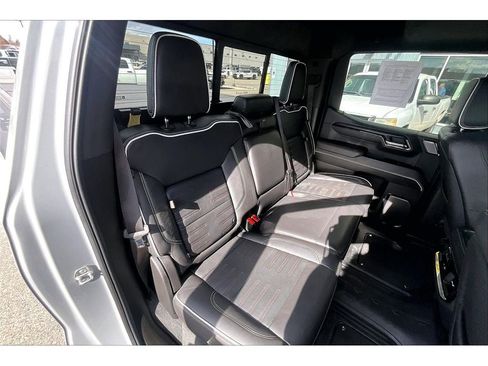 Used 2024 GMC Sierra 1500 AT4X image 30
