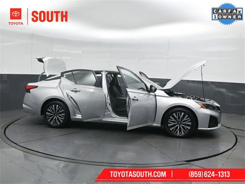 Used 2025 Nissan Altima 2.5 SV image 53