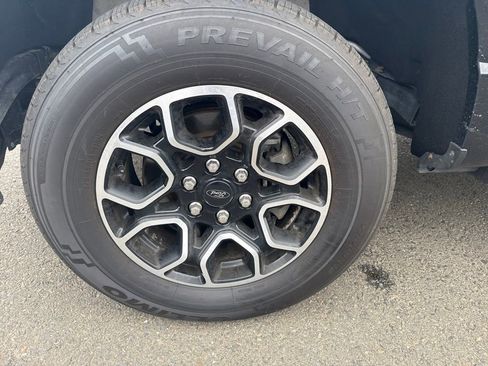 Used 2022 Ford F150 Lariat w/ Equipment Group 502A High image 14