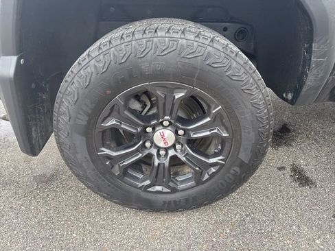 Used 2023 GMC Canyon Elevation w/ Convenience Package image 10