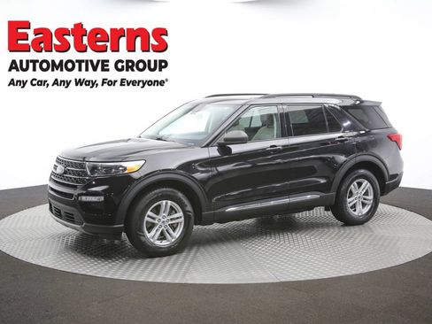 Used 2021 Ford Explorer XLT w/ Equipment Group 202A AWD/4WD image 57