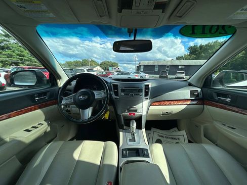 Used 2011 Subaru Outback 3.6R Limited w/ PWR Moonroof Pkg image 15