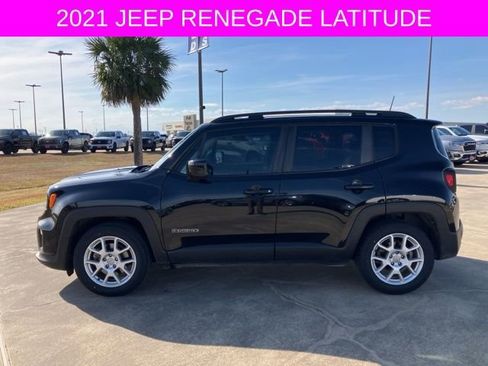 Used 2021 Jeep Renegade Latitude image 4