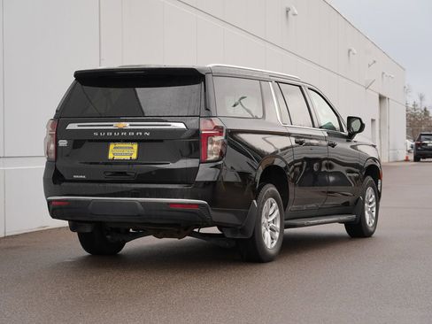 Used 2022 Chevrolet Suburban LS w/ Max Trailering Package AWD/4WD image 3