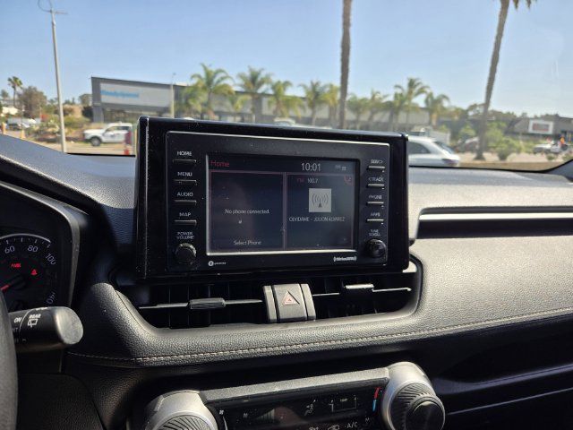 Used 2022 Toyota RAV4 LE w/ Carpet Mat Package (TMS) FWD image 18