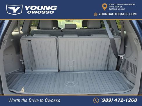 Used 2018 Toyota Highlander Plus FWD image 28