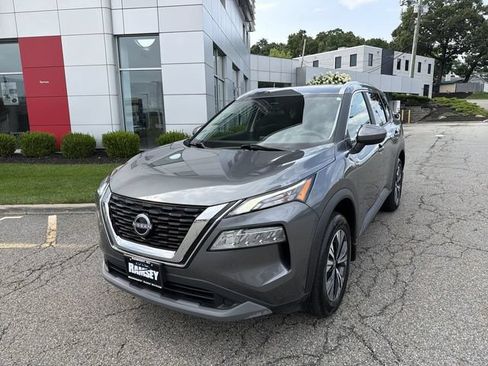 Certified 2023 Nissan Rogue SV w/ SV Premium B Package AWD/4WD image 4