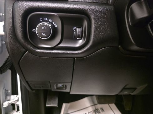 Used 2025 RAM 2500 Tradesman AWD/4WD image 28