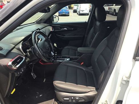 Used 2023 Chevrolet TrailBlazer RS w/ Convenience Package FWD image 6