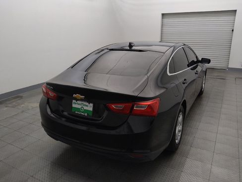 Used 2018 Chevrolet Malibu LS FWD image 7