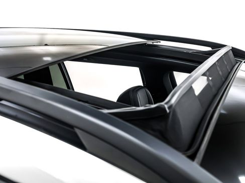 Used 2020 Mercedes-Benz GLS 580 4MATIC image 23