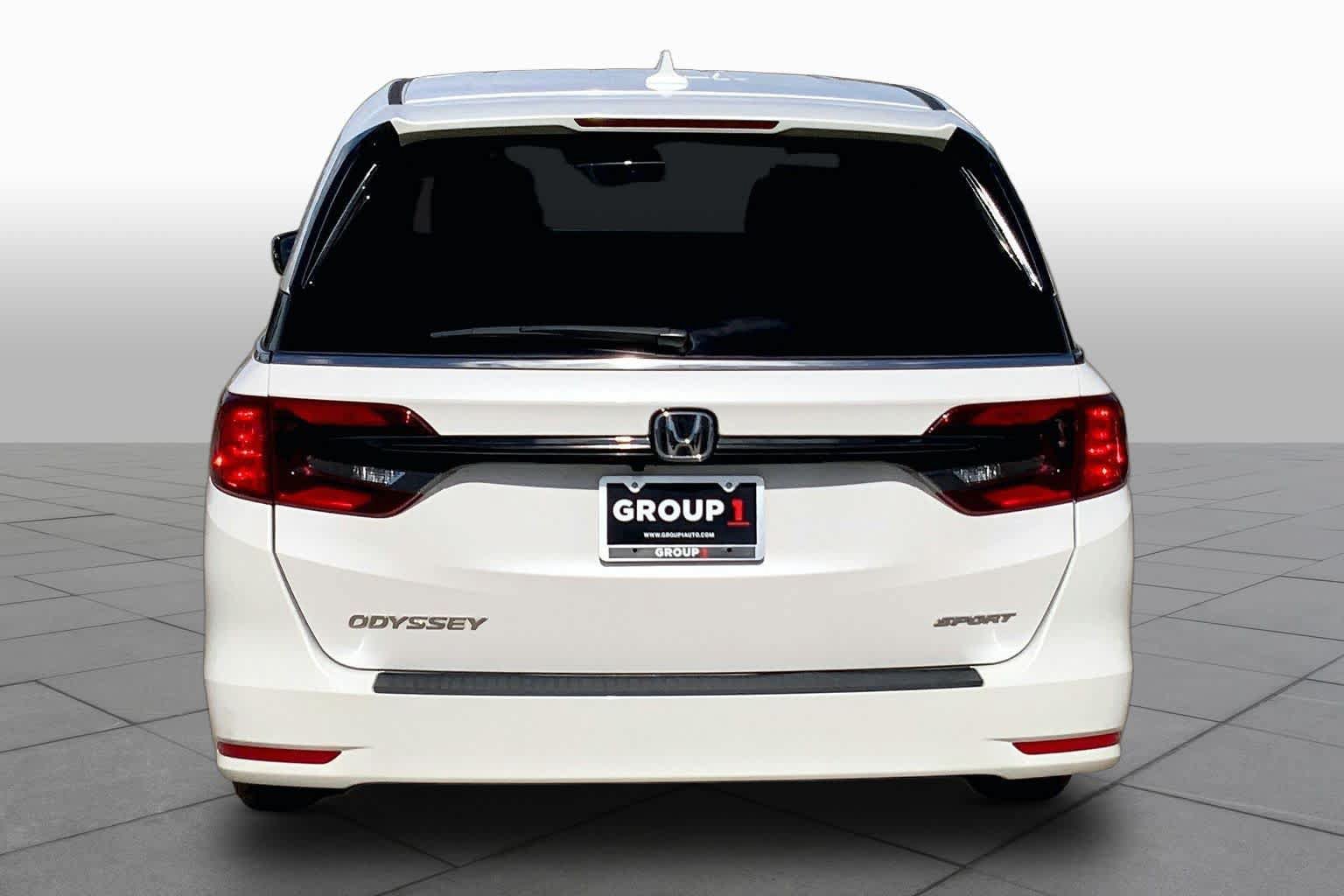 Used 2024 Honda Odyssey Sport image 5
