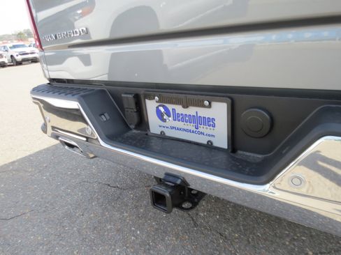 New 2026 Chevrolet Silverado 1500 LTZ w/ LTZ Premium Package image 9