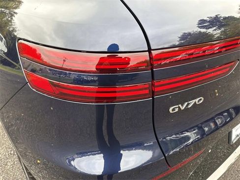 Used 2026 Genesis GV70 3.5T Sport Prestige image 11