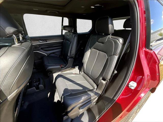 New 2026 Jeep Grand Cherokee L Limited AWD/4WD image 12