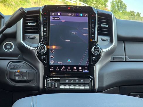 New 2026 RAM 2500 Big Horn AWD/4WD image 29