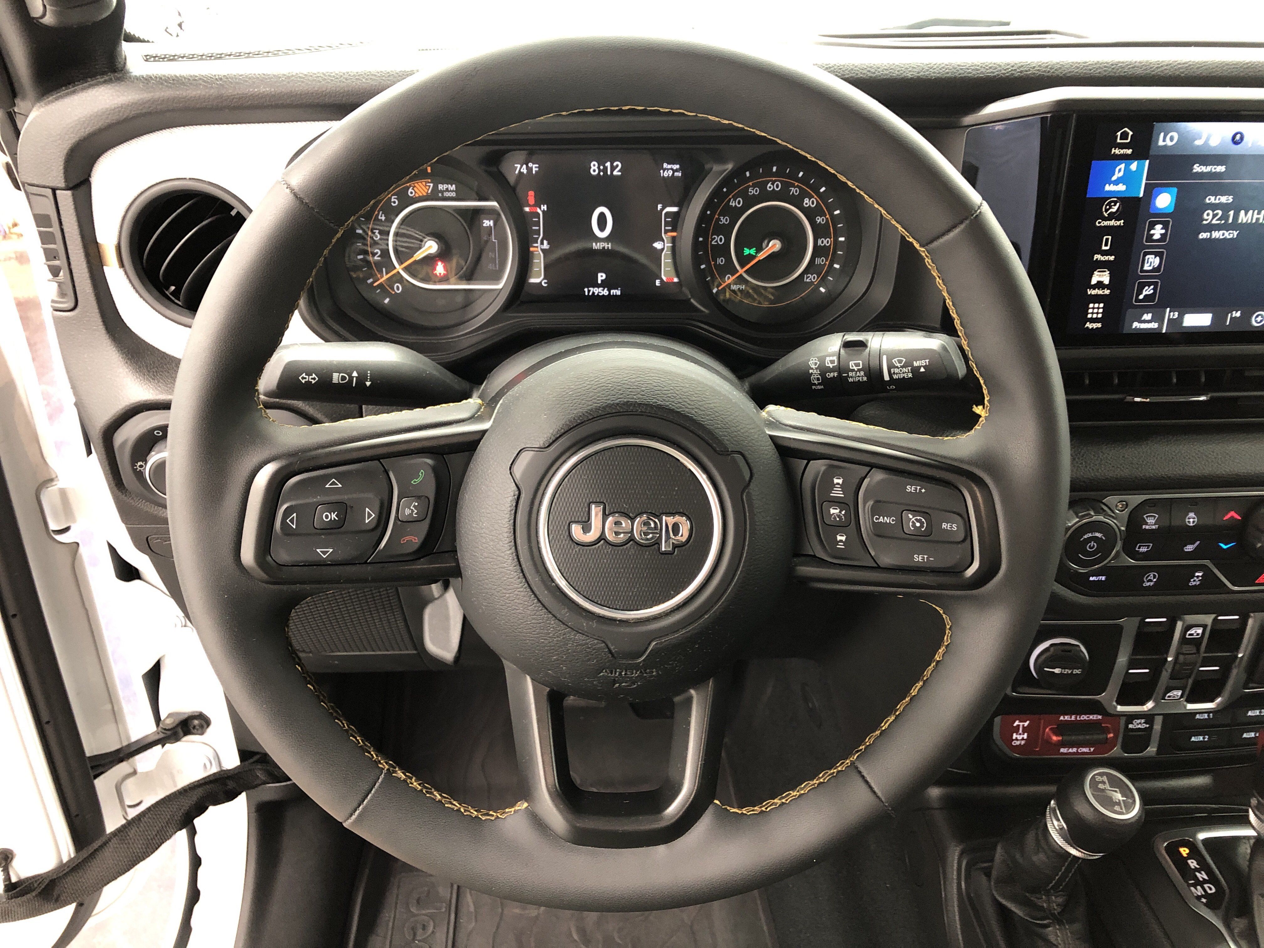 Used 2024 Jeep Wrangler Unlimited Sport AWD/4WD image 12