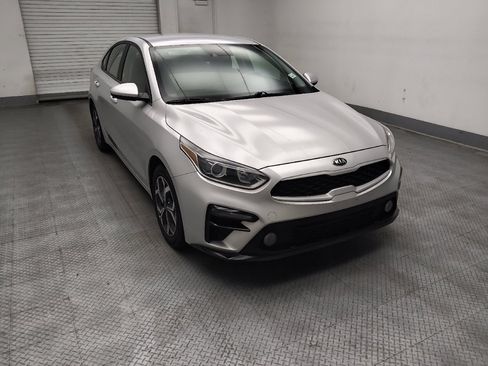 Used 2019 Kia Forte LXS FWD image 13