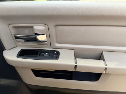 Used 2010 Dodge Ram 1500 Truck SLT image 31