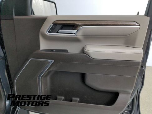 Used 2023 GMC Sierra 1500 SLE w/ Enhanced Capability Package AWD/4WD image 25