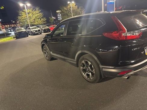 Used 2019 Honda CR-V Touring image 5