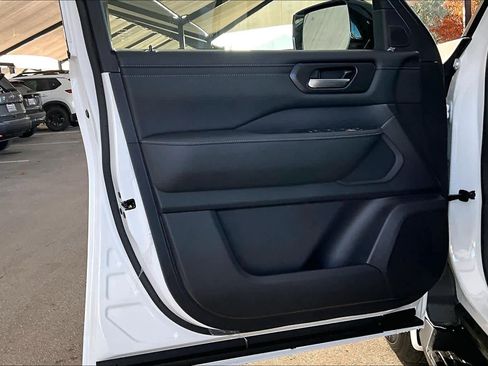 New 2026 Nissan Armada SV image 13