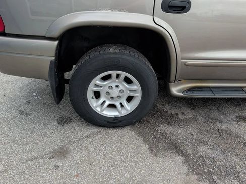Used 2003 Dodge Durango SLT AWD/4WD image 13