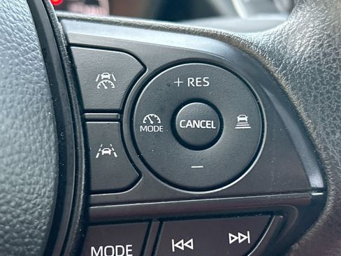 Used 2024 Toyota Corolla LE FWD image 17