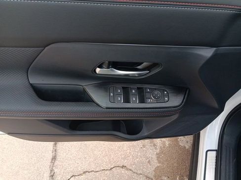 New 2026 Nissan Kicks SR w/ SR Premium Package image 30