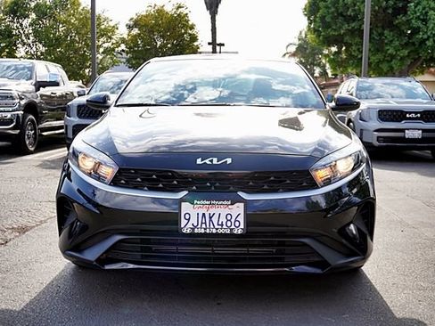 Used 2023 Kia Forte LXS FWD image 5