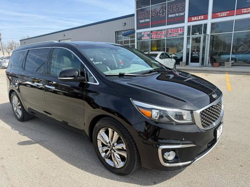 Used 2015 Kia Sedona SX Limited w/ SXL Technology Package image 3