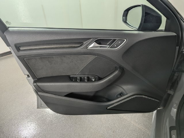 Used 2018 Audi RS 3 AWD/4WD image 9