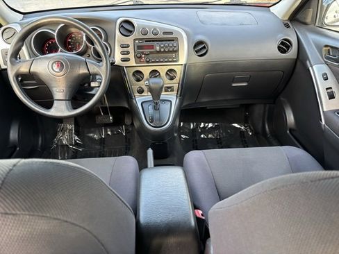 Used 2004 Pontiac Vibe Base image 13