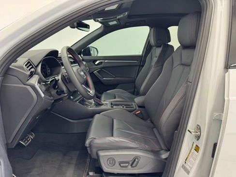 Used 2025 Audi Q3 2.0T Premium Plus image 17