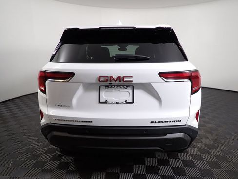 Used 2026 GMC Terrain Elevation w/ LPO, Floor Liner Package AWD/4WD image 14