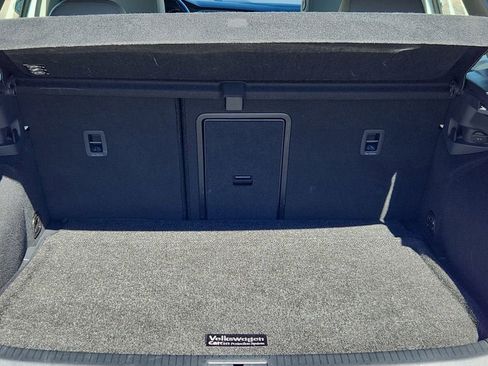 Used 2015 Volkswagen Golf TDI S image 17