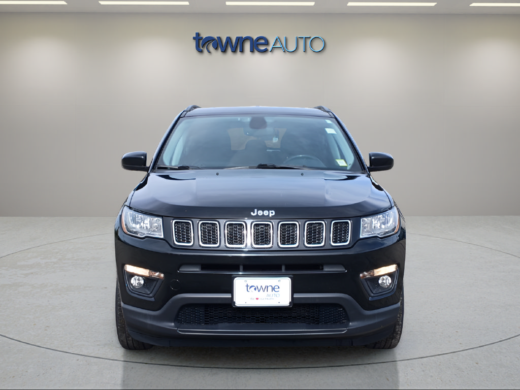 Used 2019 Jeep Compass Latitude w/ Popular Equipment Group AWD/4WD image 9