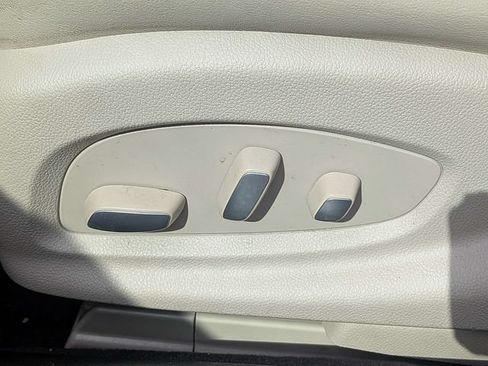 Used 2019 Cadillac XTS Luxury w/ Driver Awareness Package FWD image 18