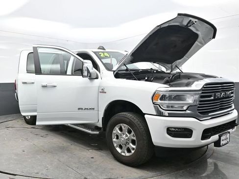 Used 2024 RAM 2500 Laramie image 40