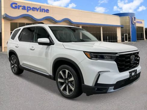 New 2025 Honda Pilot Elite image 9