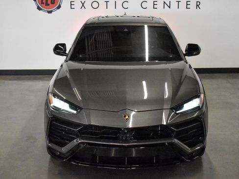 Used 2022 Lamborghini Urus image 13