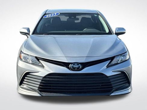Used 2023 Toyota Camry LE FWD image 3