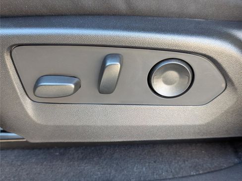 New 2026 Chevrolet Colorado LT image 14