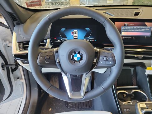 Used 2026 BMW X1 xDrive28i w/ Convenience Package AWD/4WD image 21