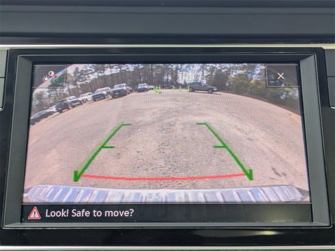 Used 2023 Volkswagen Jetta SE image 20